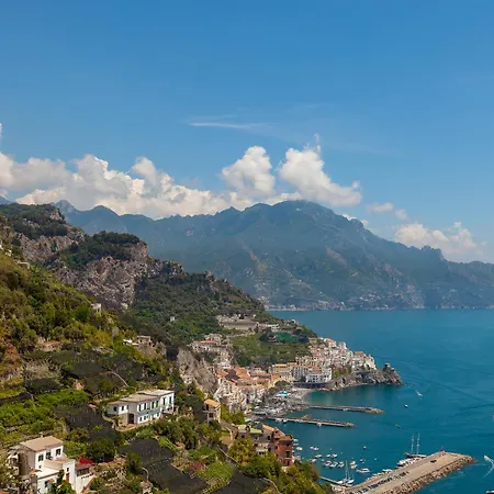 Residenza Gennaro Maison d'hôtes 3*